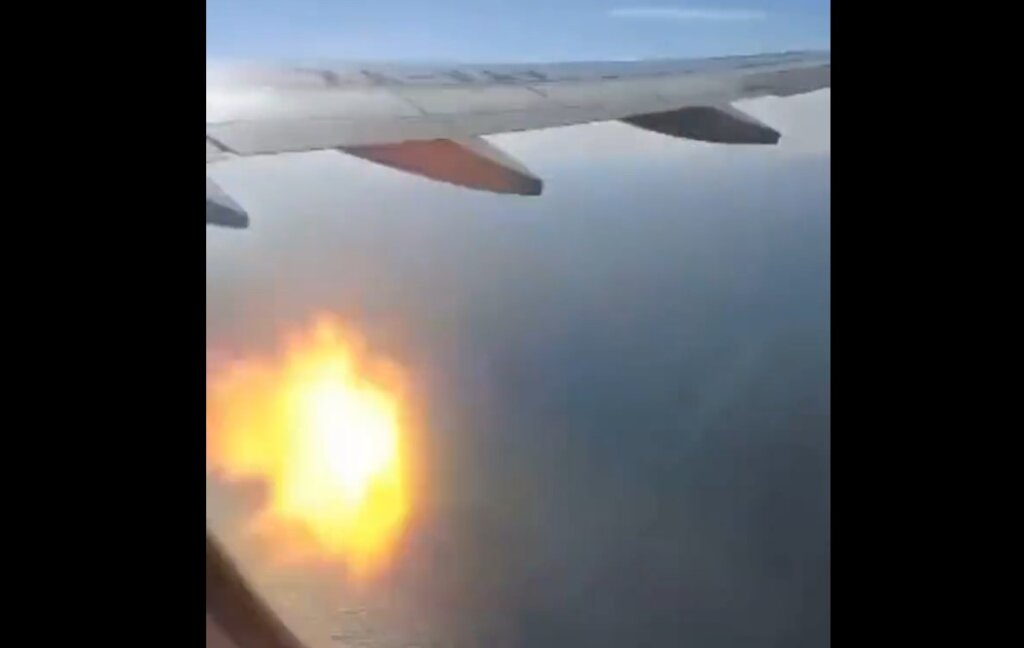 Explota Una Turbina De Avi N Viva Aerob S En Pleno Vuelo Tuvo Que