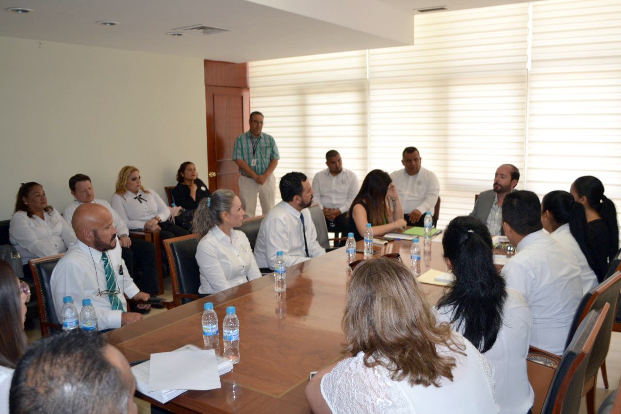 Nuevo Sindicato del IMSS Sinaloa fija acuerdos con delegado estatal