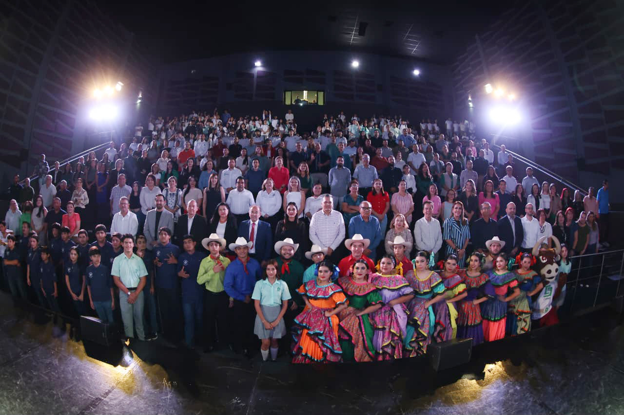 ¡De manteles largos! COBAES celebra sus 45 años de nacimiento