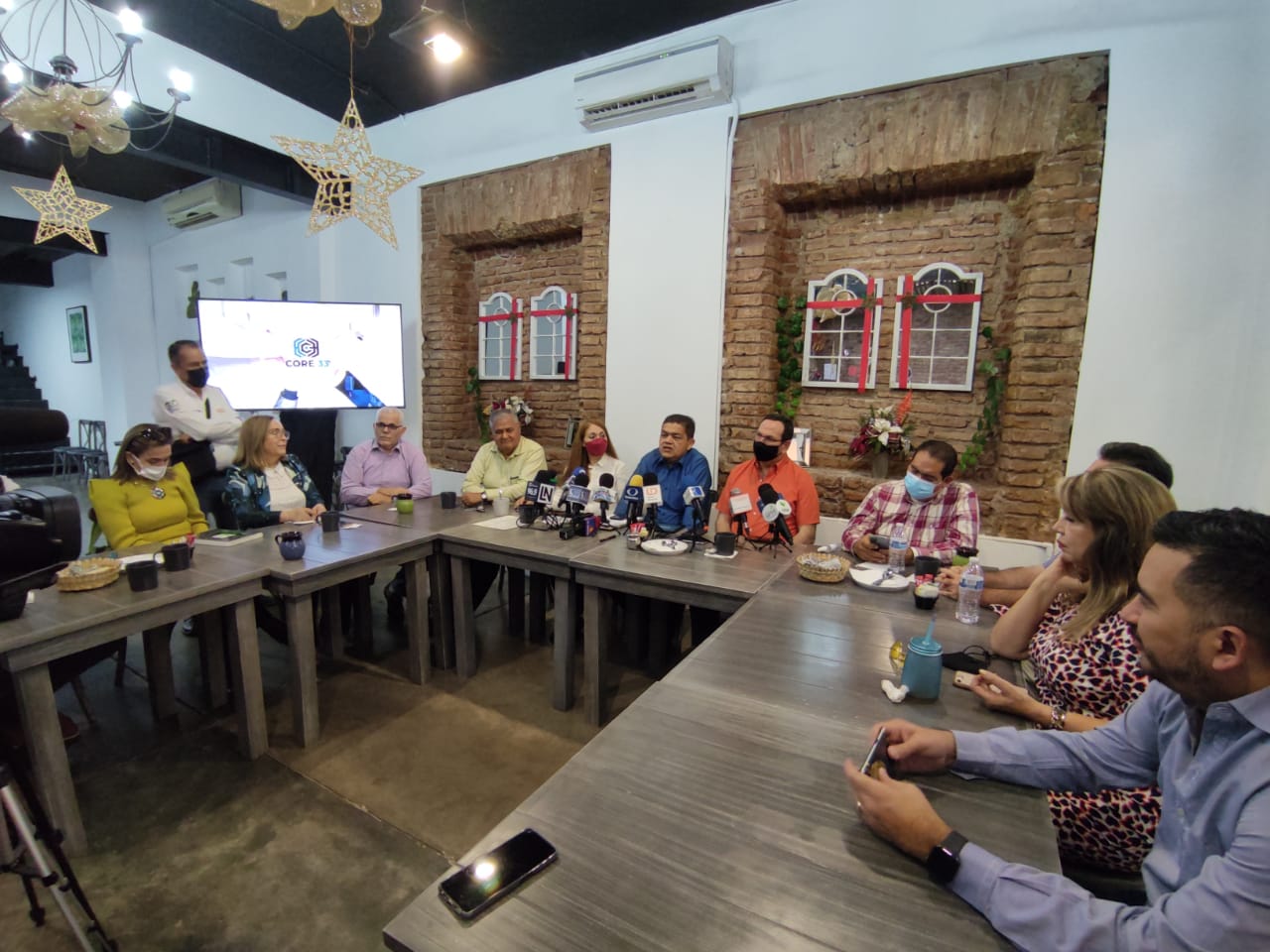 Core empresarios