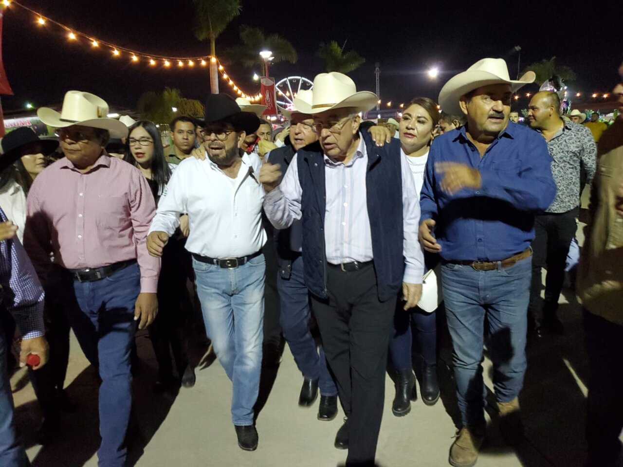 Inaugura Rocha y el alcalde de Culiacán la tradicional Feria Ganadera