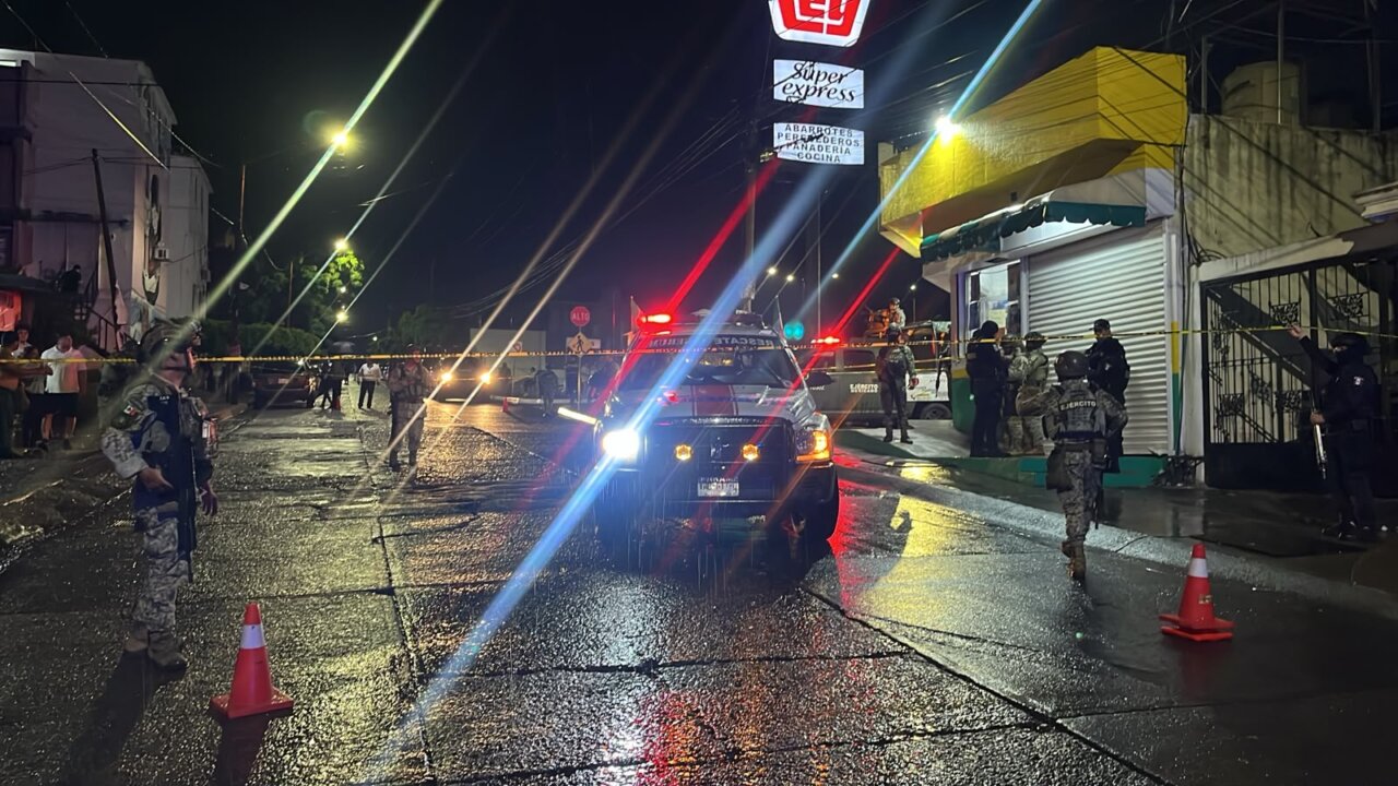 Un joven muere al ser privado de la vida a balazos dentro de un minisuper en Cañadas