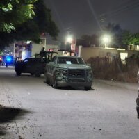 Hombre es asesinado junto a un expendio de Lomas de Tamazula en Culiacán