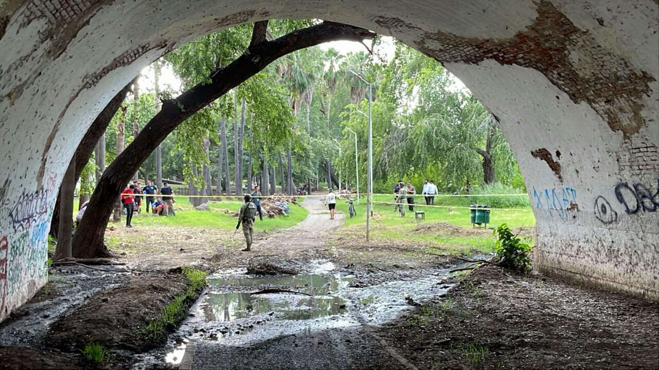 Hallan cuerpo flotando en el Río Tamazula, a la altura de la avenida Obregón, en Culiacán