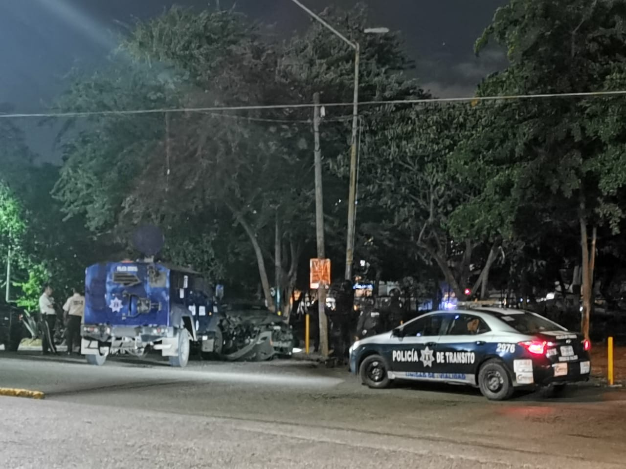 choque blindado policía