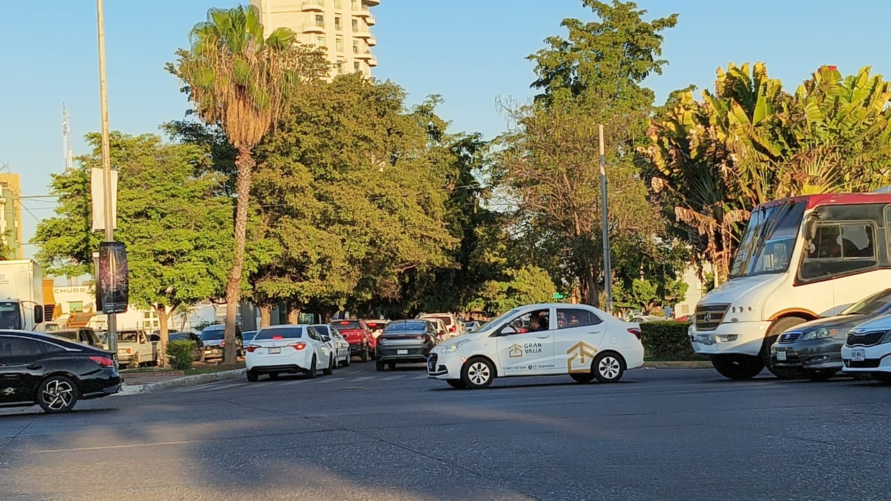 atentado frente a forum