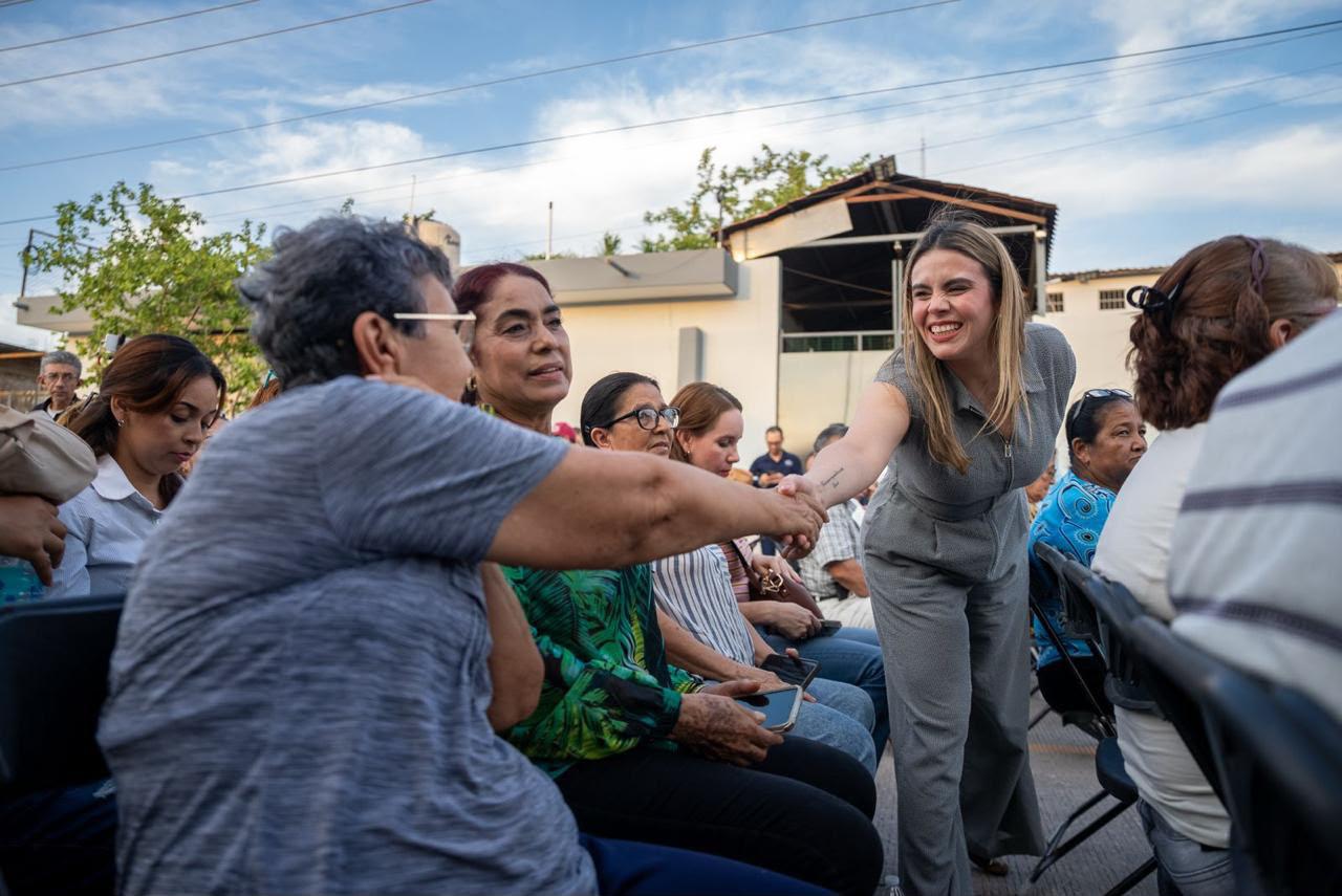 “Nos van a seguir viendo en la calle”: Alcaldesa Miriam Ramos al entregar siete calles en Culiacán