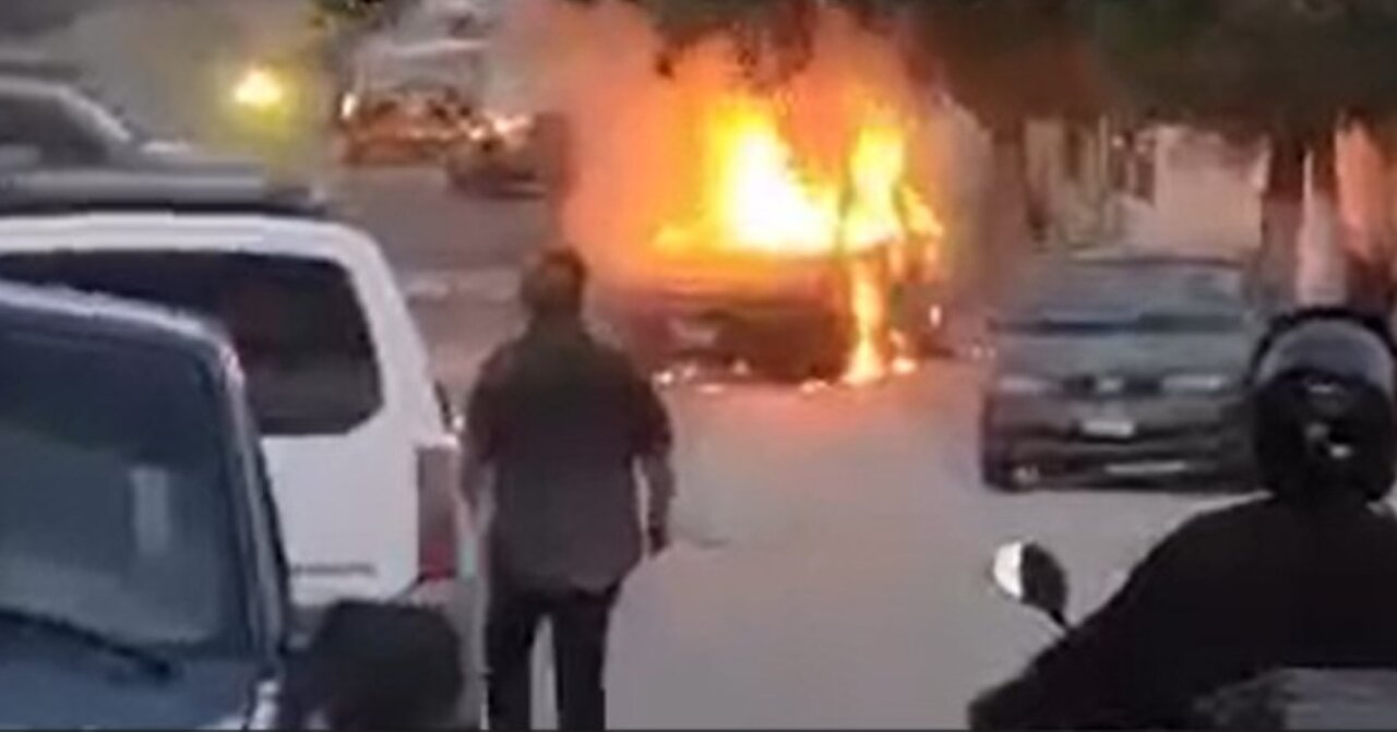 carro quemandose lázaro cárdenas