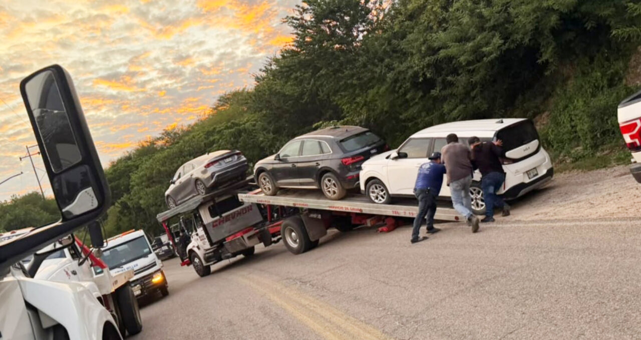 ¡Confirmado¡ Autoridades recuperaron 28 autos robados durante el operativo en Cosalá