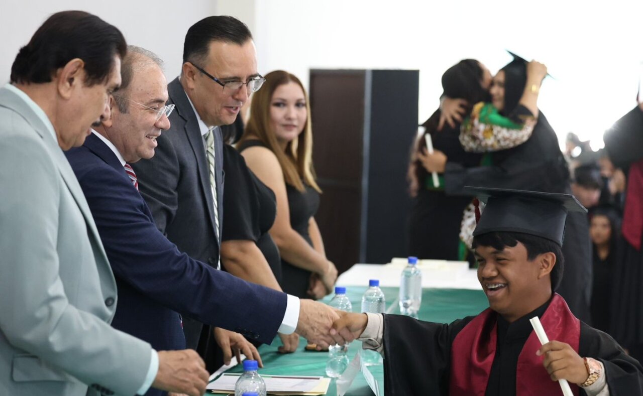 cobaes graduación los mochis