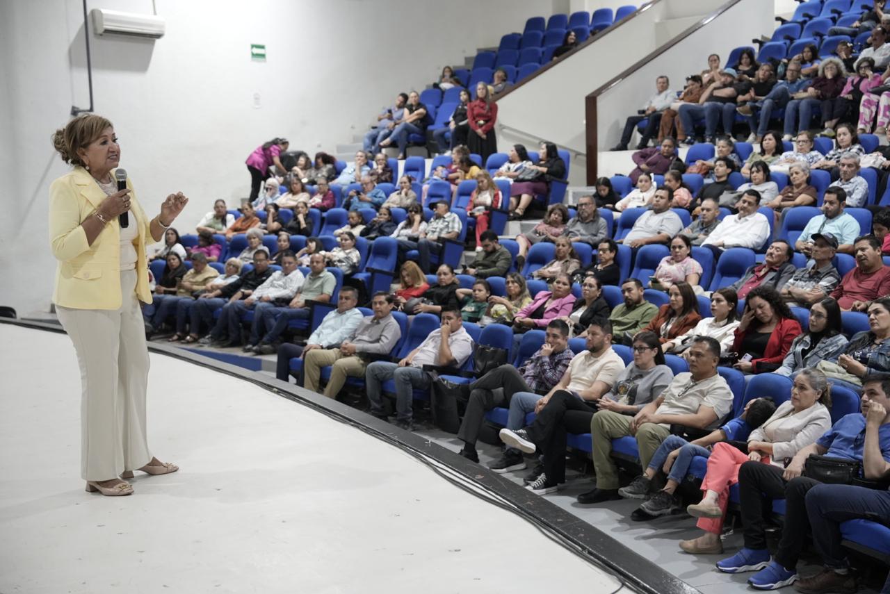 conferencia tere guerra evora