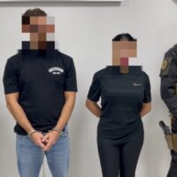 Juez concede suspender proceso penal contra pareja detenida por pintas en Universidad de Durango en Culiacán