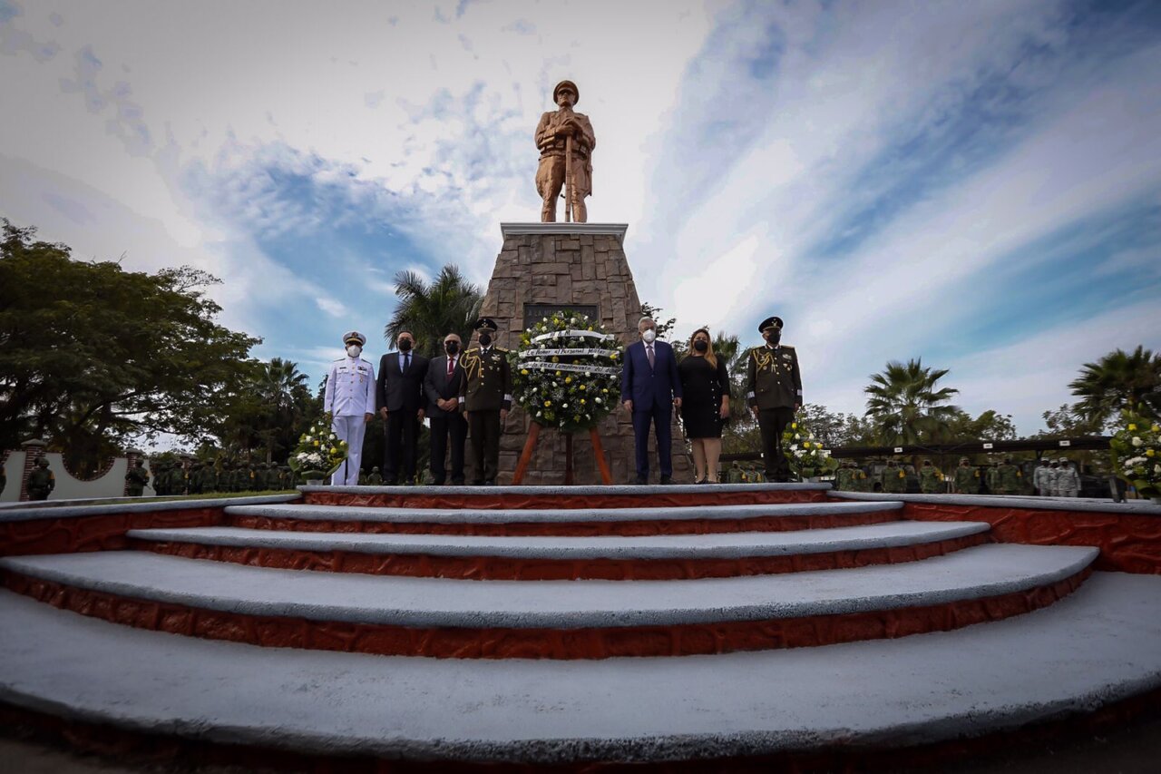día del ejército mazatlán