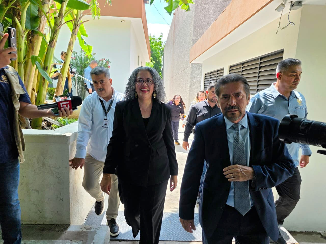 ‘Nuestra prioridad es trabajar por la paz en Sinaloa’: Graciela Domínguez tras rendir protesta con gobernadora