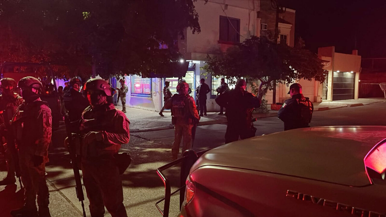 Asesinan a balazos a un doctor dentro de una Farmacia en Culiacán