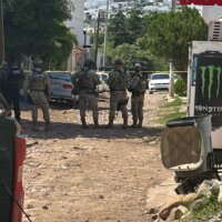 Ejecutan a hombre frente a un domicilio de la colonia El Mirador, en Culiacán