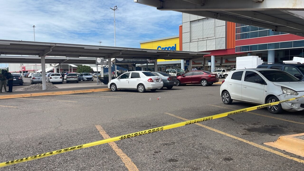 Identifican al hombre asesinado a balazos afuera de Soriana Universitarios de Culiacán