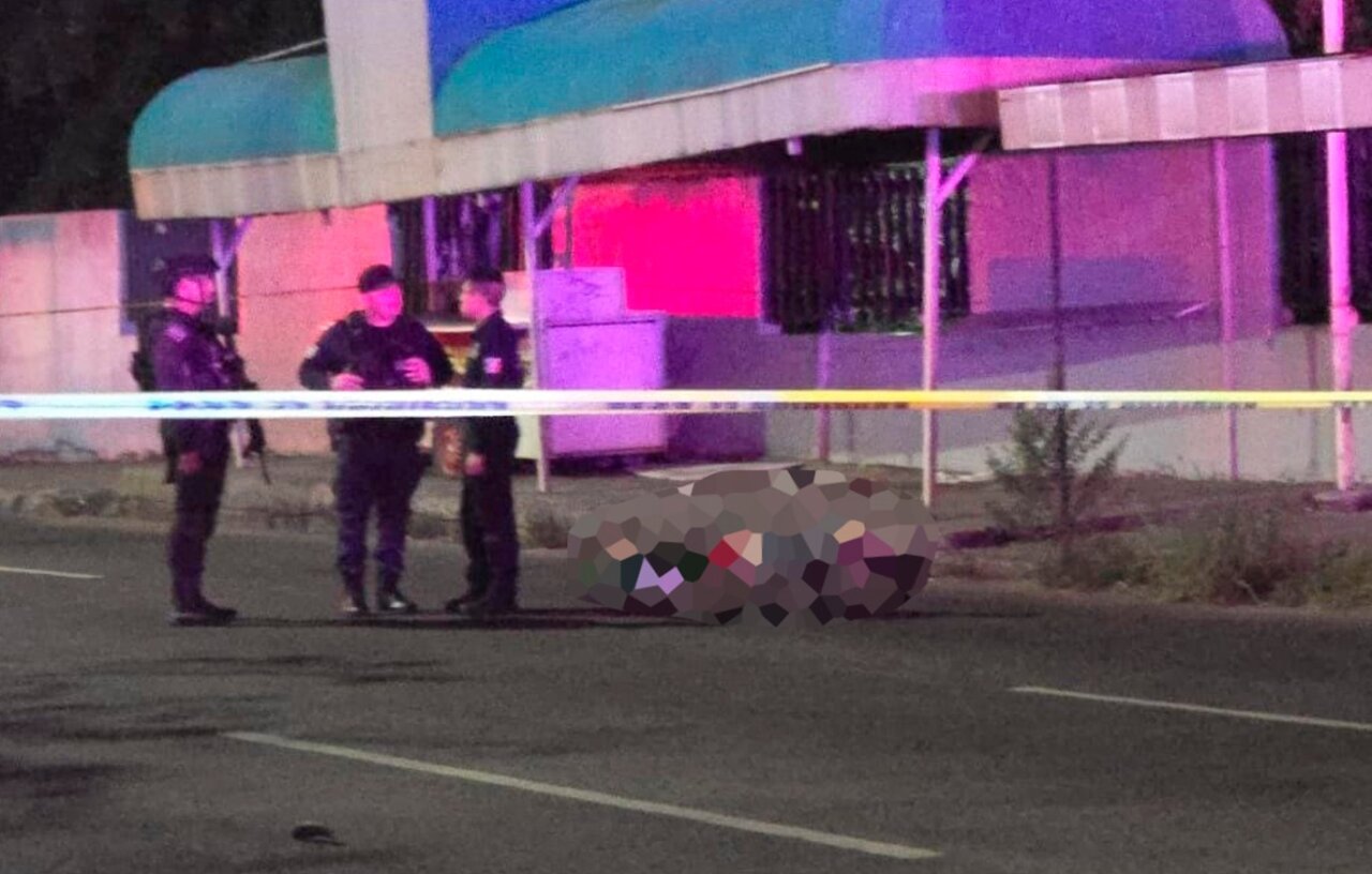 Arrojan un cuerpo con un mensaje junto a la barda del ‘Tec de Culiacán’