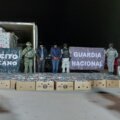 Tractocamión Kenworth color blanco en el puesto de revisión militar de San Luis Río Colorado, Sonora, donde se localizó el cargamento de cocaína.