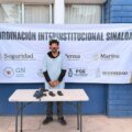 Operaciones Especiales de Sinaloa detuvieron a un hombre y aseguraron un arma larga, cargadores y 40 cartuchos calibre 7.62 en La Higuera