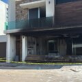 casa incendiada por sujetos armados tumban porton
