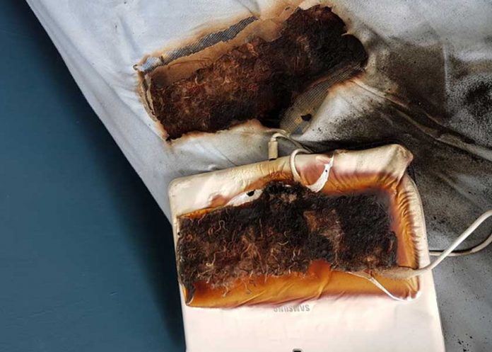 Tablet de Samsung explota tras sobrecarga y deja agujero en cama de un niño