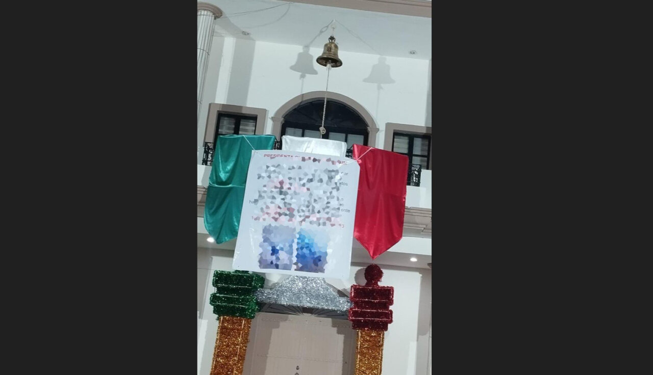 Desconocidos cuelgan ‘narcomanta’ del balcón del Ayuntamiento de Elota
