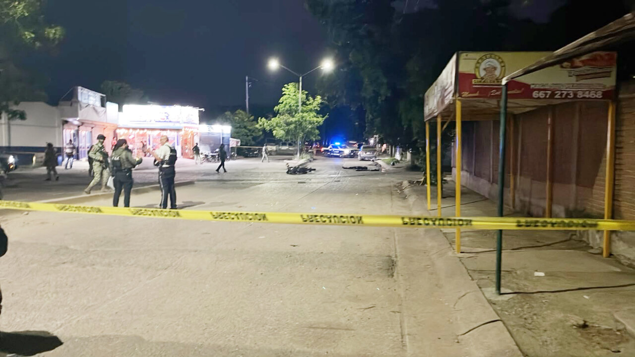 Motociclista pierde la vida tras ser impactado por un auto en Los Huertos en Culiacán