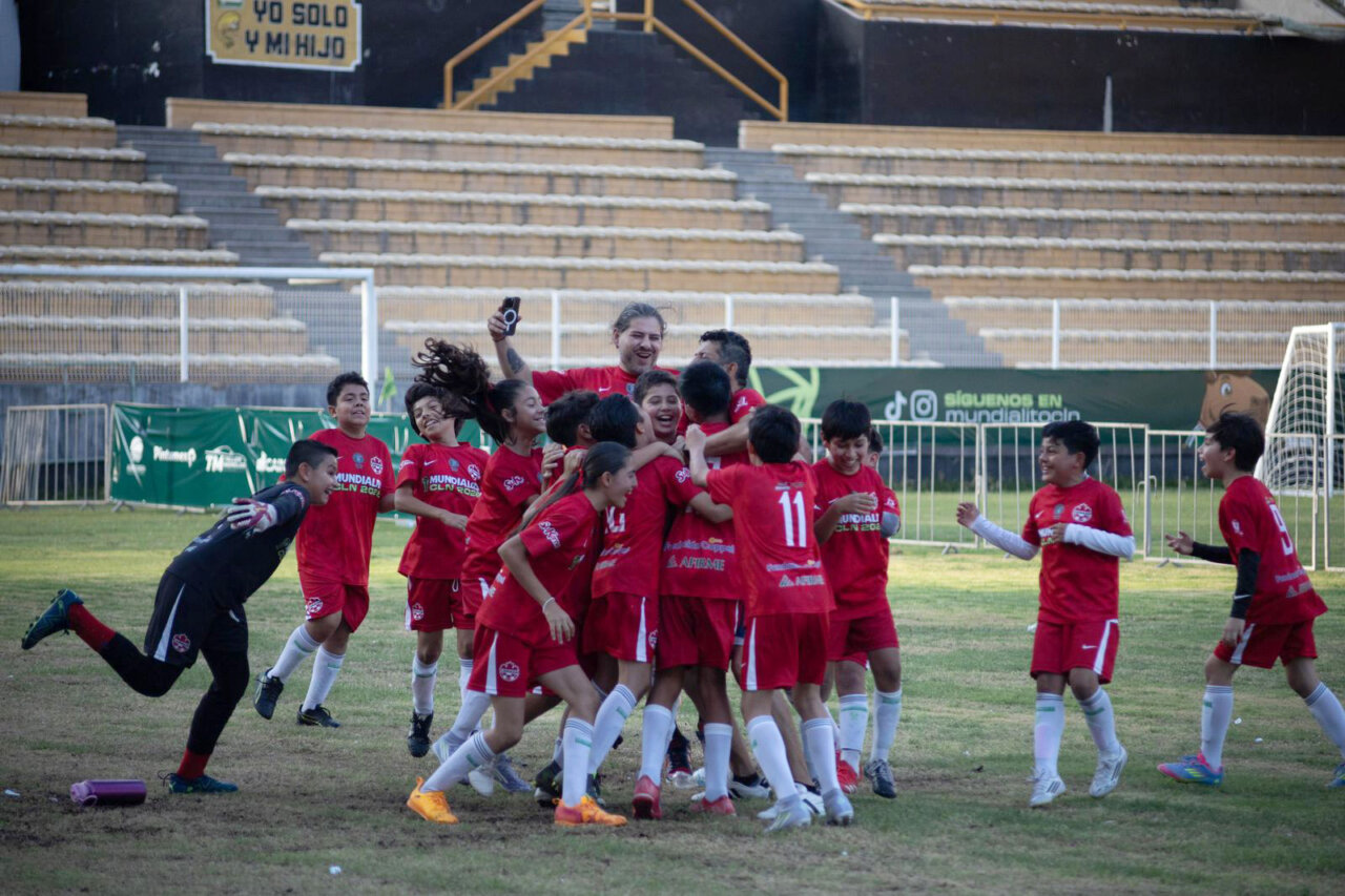 niños mundialito
