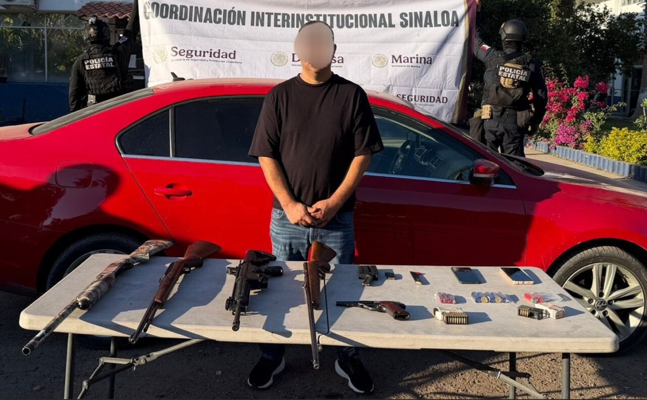 ok sujeto con rifles culiacán