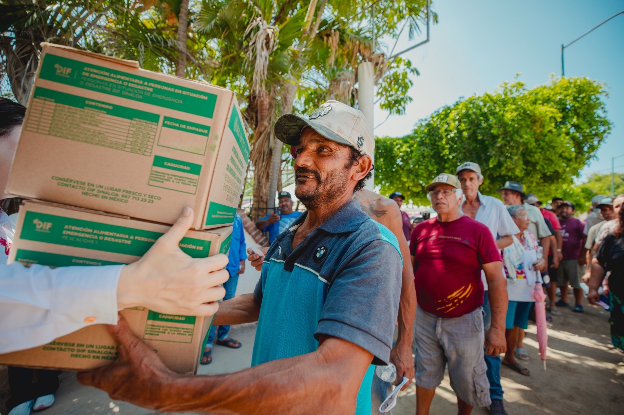 DIF Sinaloa lleva casi mil despensas a pescadores de San Ignacio y Elota