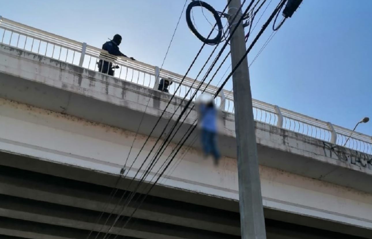 rescatan a hombre de matarse