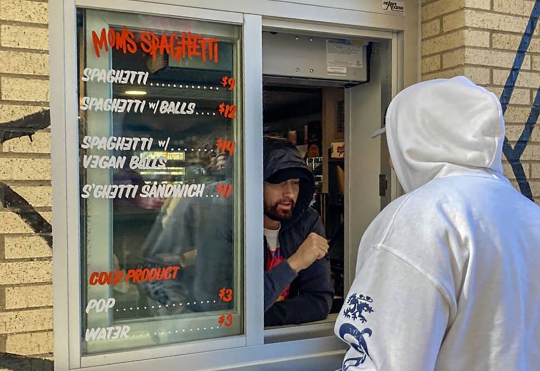 El grupo Eminem abre en EU su restaurante de espagueti «recalentado»