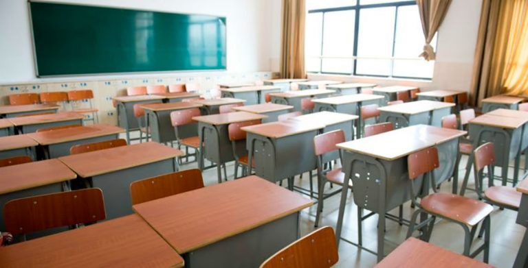 salón de clases solo