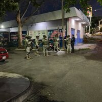 Sujetos hieren a balazos a tres jóvenes en la avenida Clouthier en Culiacán